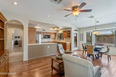 14421 N Glen Hollow Place, Oro Valley, AZ 85755 - Photo 9