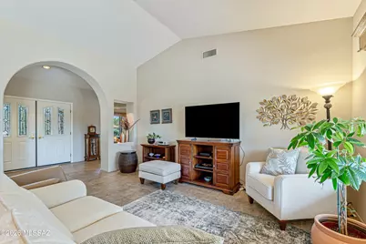 14421 N Glen Hollow Place, Oro Valley, AZ 85755 - Photo 11