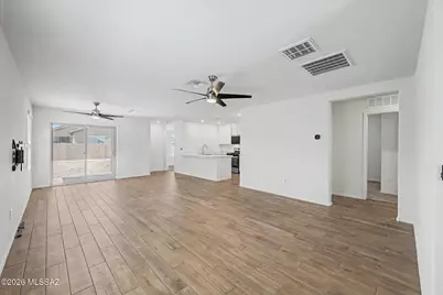 10561 W Waveland Drive, Marana, AZ 85653 - Photo 3