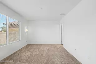 10561 W Waveland Dr, Marana, AZ 85653 - Photo 13