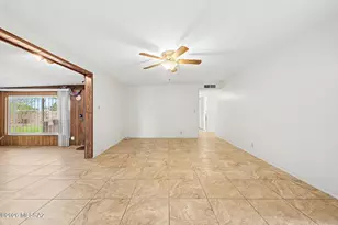 1601 S Prudence Rd, Tucson, AZ 85710 - Photo 17