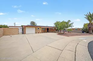 1601 S Prudence Rd, Tucson, AZ 85710 - Photo 3