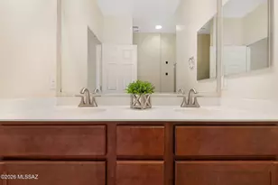 4150 N Thurston Ln, Tucson, AZ 85705 - Photo 31