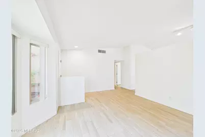 10051 E Watson Drive, Tucson, AZ 85730 - Photo 5
