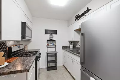 396 N Silverbell Road #A, Tucson, AZ 85745 - Photo 11