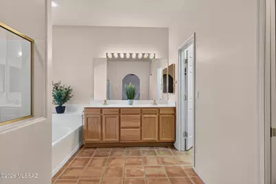 9300 N Moon View Place, Tucson, AZ 85742 - Photo 21