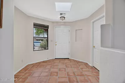 9300 N Moon View Place, Tucson, AZ 85742 - Photo 9