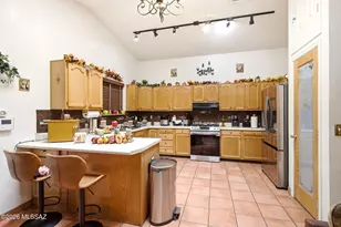 766 Pachuca Ct, Rio Rico, AZ 85648 - Photo 7