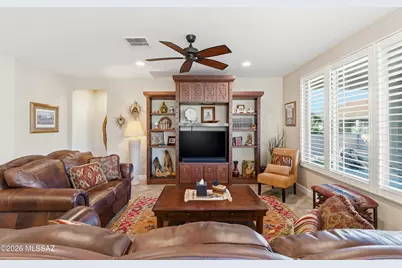 2371 E Skywalker Way, Green Valley, AZ 85614 - Photo 13