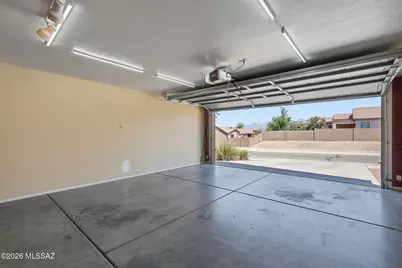 8358 E Bowline Road, Tucson, AZ 85710 - Photo 33