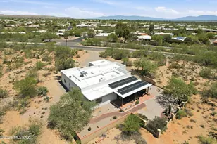 655 W Continental Rd, Green Valley, AZ 85622 - Photo 3
