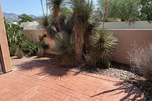 3356 N Carrywood Dr, Tucson, AZ 85712 - Photo 11