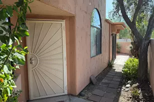 3356 N Carrywood Dr, Tucson, AZ 85712 - Photo 5