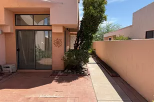 3356 N Carrywood Dr, Tucson, AZ 85712 - Photo 3