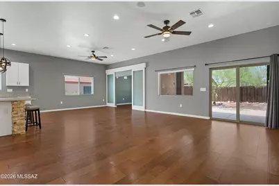 2642 S Falcon View Drive, Tucson, AZ 85713 - Photo 3