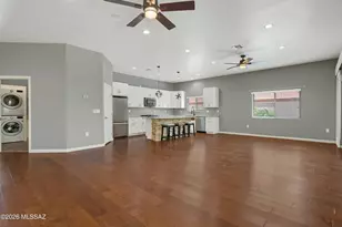 2642 S Falcon View Dr, Tucson, AZ 85713 - Photo 7