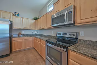 740 N Observation Trail, Green Valley, AZ 85614 - Photo 13