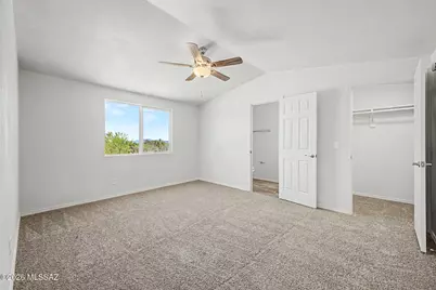10325 S Brandywine Lane, Tucson, AZ 85736 - Photo 9