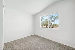 10325 S Brandywine Ln, Tucson, AZ 85736 - Photo 17