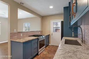 1528 E Water St, Tucson, AZ 85719 - Photo 11