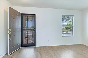 12886 N Desert Olive Dr, Oro Valley, AZ 85755 - Photo 5