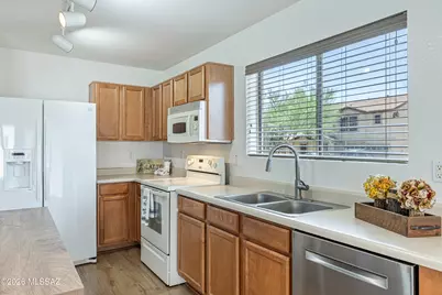 12886 N Desert Olive Drive, Oro Valley, AZ 85755 - Photo 19