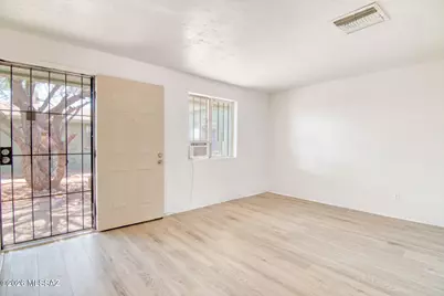 5657 E 28th Street, Tucson, AZ 85711 - Photo 3