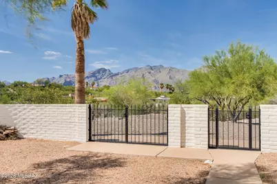 4554 N Avenida Del Cazador, Tucson, AZ 85718 - Photo 3