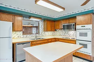 8000 E Hawthorne St, Tucson, AZ 85710 - Photo 21