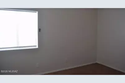 9570 E Kokopelli Circle, Tucson, AZ 85748 - Photo 13