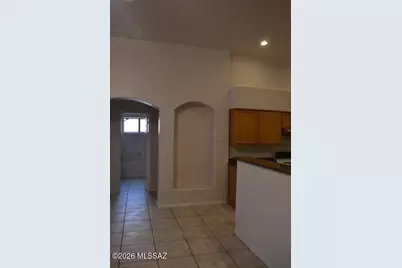 9570 E Kokopelli Circle, Tucson, AZ 85748 - Photo 5