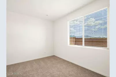 7567 S Kinglet Way, Tucson, AZ 85747 - Photo 13