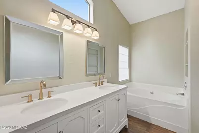 7825 E Sabino Hollow Court, Tucson, AZ 85750 - Photo 25