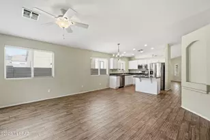 7825 E Sabino Hollow Ct, Tucson, AZ 85750 - Photo 13