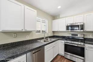 7825 E Sabino Hollow Ct, Tucson, AZ 85750 - Photo 19