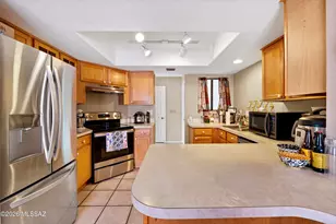 243 N Redcoat Ln, Tucson, AZ 85748 - Photo 7