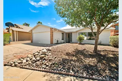 243 N Redcoat Lane, Tucson, AZ 85748 - Photo 1