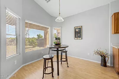 7932 N Panamint Drive, Tucson, AZ 85743 - Photo 9