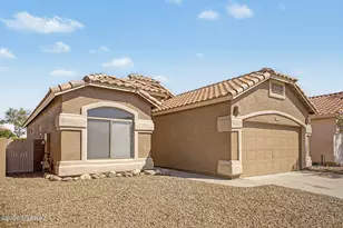 7932 N Panamint Dr, Tucson, AZ 85743 - Photo 5