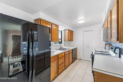 4822 N Camino De La Codorniz, Tucson, AZ 85745 - Photo 11