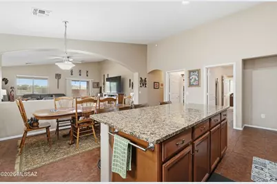 8994 S Placita Rancho De La Vista, Vail, AZ 85641 - Photo 15