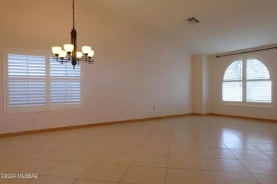 6831 W Rifle Way, Tucson, AZ 85743 - Photo 5