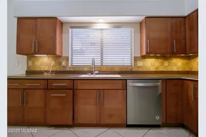 6831 W Rifle Way, Tucson, AZ 85743 - Photo 9