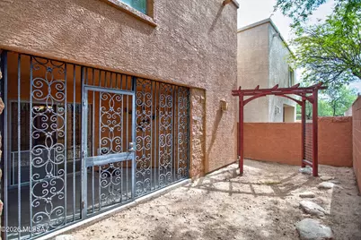 7490 E Deeps Way, Tucson, AZ 85710 - Photo 31