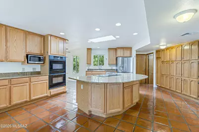 2871 N Longhorn Drive, Tucson, AZ 85749 - Photo 9