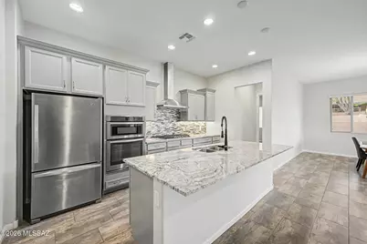 13289 N Chiracahua Peak Drive, Oro Valley, AZ 85755 - Photo 5