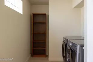 2340 E Hawthorne St, Tucson, AZ 85719 - Photo 13
