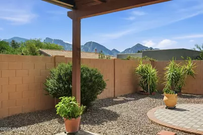 104 E Atelier Way, Oro Valley, AZ 85755 - Photo 3