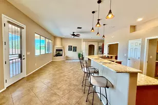 1126 W Bosch Dr, Green Valley, AZ 85614 - Photo 15