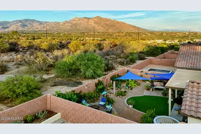 2226 W Desert Topaz Way, Tucson, AZ 85742 - Photo 7
